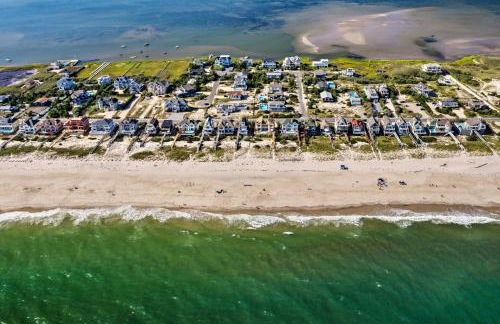 Westhampton Beach Home with Deck and Ocean Views! - Foto 33