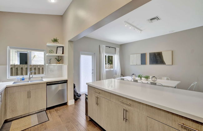 Sunshine House 3 BDR for 8! - Foto 13