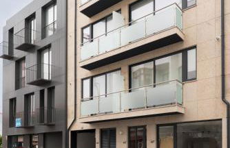 HostWise Cozy Studio with Balcony and Garage - Photo 21