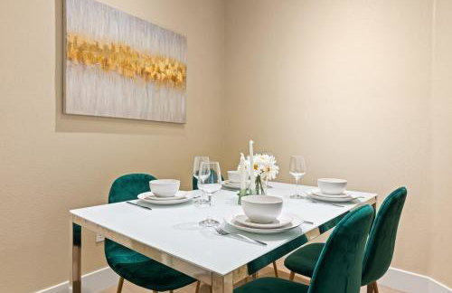 Great 2bd 2bath in MdR! Free parking and pool! - Foto 7