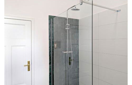 2 Zi Whg zentral, Altbau, renoviert 4P - Buchbar bis 08-25 - Foto 36