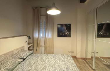 Miguelete tower & 4th FLOOR & City center and no elevator - Photo 16