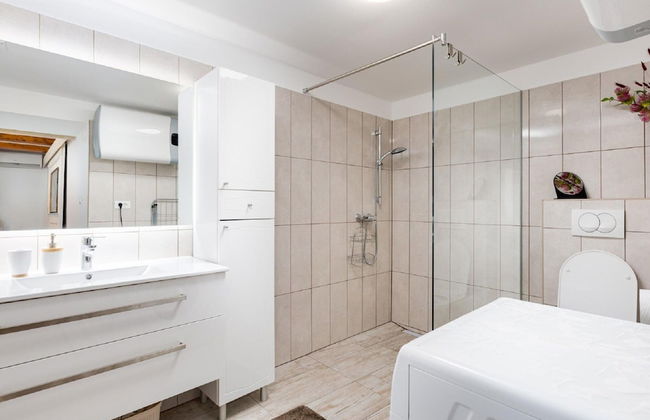 Stylishly Decorated Apartment With Private Terrace - Foto 9