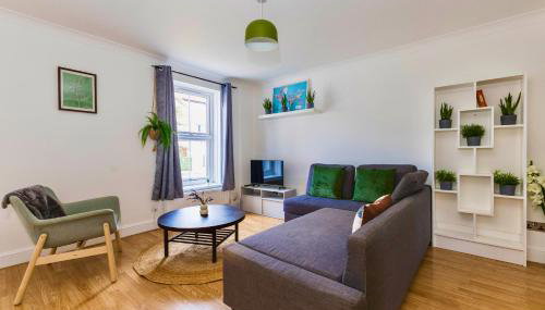 Wimbledon 3 Bed - Free Van Parking - Sleeps 7 - Contractors - Foto 1