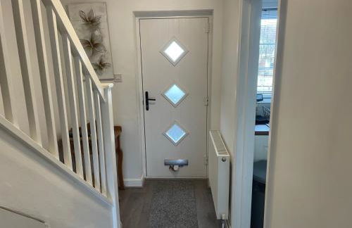 River House 2BR 1 bathroom downstairs toilet Parking St Neots Town Centre - Foto 20