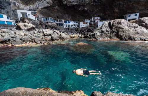 CASA ALBA, casa rural con piscina-spa climatizada hasta 34º gratuito y vistas al mar - Photo 42