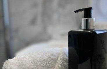 1 Bed / 1 Sofa Bed 'Scandi' Style Ground Floor Apartment - Foto 23