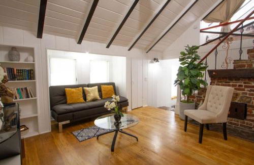 Dreamy Farmhouse in Studio City - Foto 13
