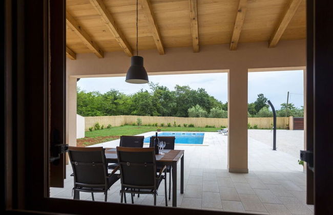 Nina With a Heated Pool - Foto 13