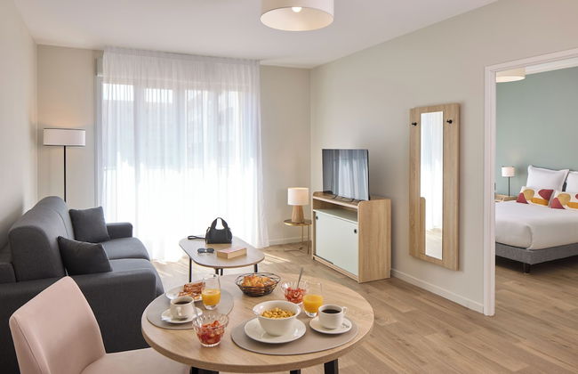 Zenitude Hôtel-Résidences Reims - Foto 11