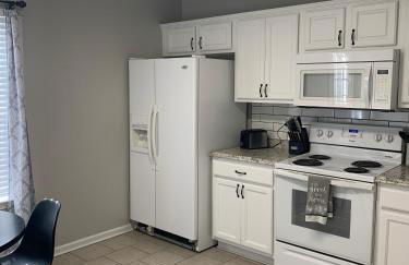 Superb For Traveling Workers Near Cartersville MC - Foto 36