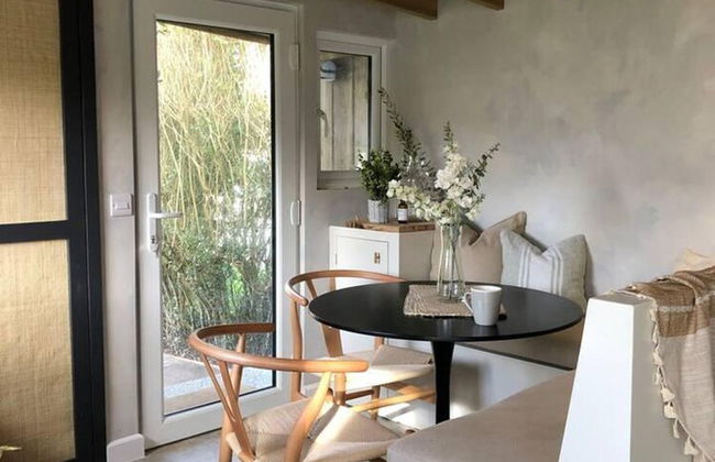 Beautiful 1-bed Cottage in Saint Agnes - Photo 9