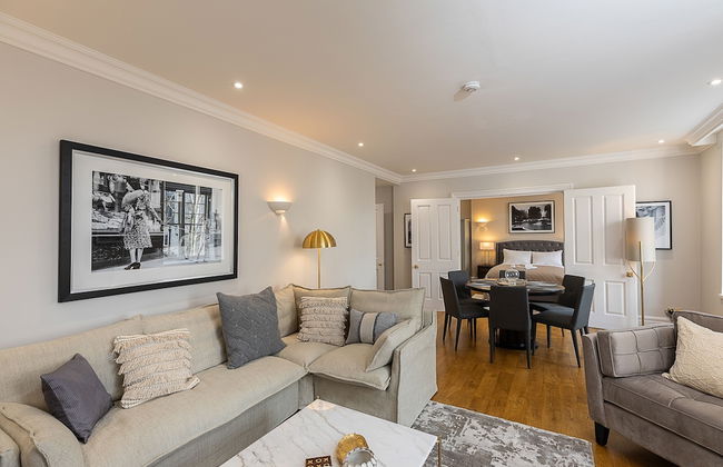 JOIVY Stylish Flat near Mayfair & Piccadilly Circus - Photo 1