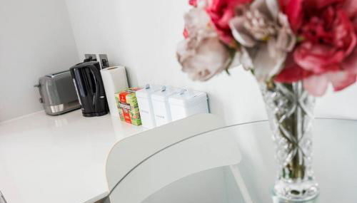 Charing Cross Road One Bedroom - Photo 2