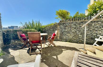 24 CLIFF APARTMENT-3 BED-GROUND FLOOR-SEA VIEWS - Photo 28