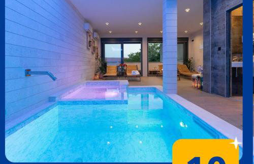 Terra Maiorum -12 person private Villa - heated pool and water massage - Foto 1