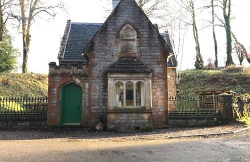 North Lodge - Photo 1