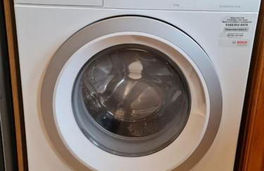 London Luxury 6 Bedroom Family House Sleeps 12 people Parking for 4 Cars Close to tube. - Foto 31