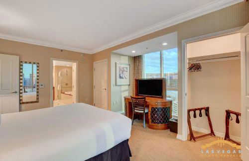 MGM Signature-17-801 1Br2Ba F1 Strip View Balcony - Foto 16