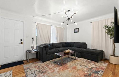 Cozy 4 Bedroom-Outdoor furniture- 2 bathrooms - Foto 1