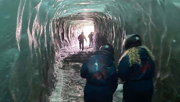 Glacier Ice Cave & Snowmobile Tour - Foto 4