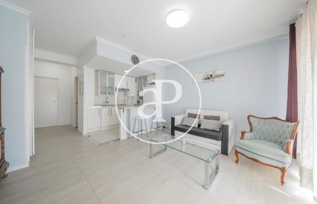 Light and Airy Apartment Right Behind the Iconic Plaza de España, - Foto 18