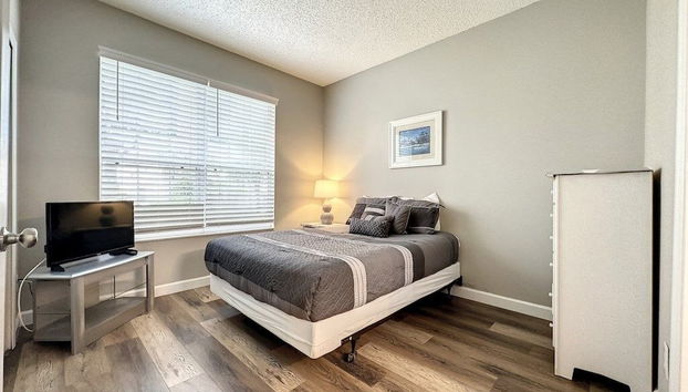 4 Bed 3 Bath In A Gated Community With Pool 4 Bedroom Villa by RedAwning - Foto 2, Habitación