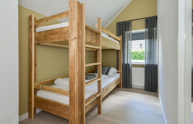 Nice Holiday Home With Terrace - Photo 6