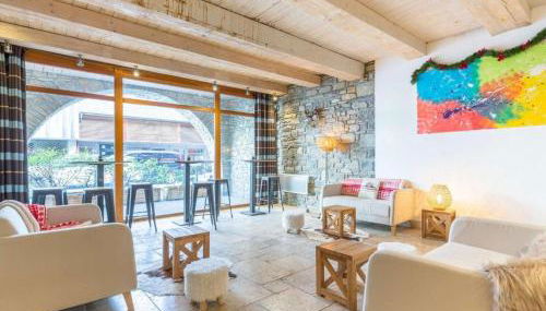 Appartement T2+coin nuit 6 pers résidence de Cami Real au centre du village de saint Lary Soulan avec piscine intérieure+ sauna et hammam - Foto 3, Lobby or reception