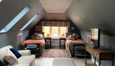 The Hay Loft - Photo 2