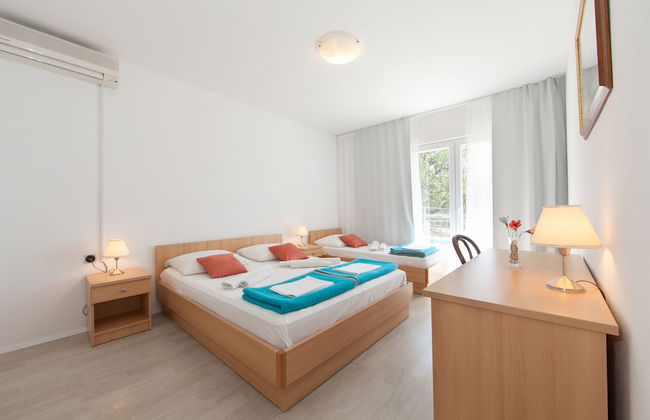 Split Region, Town of Makarska, Nature Park Biokovo With Sky Walk, Pets Allowed - Foto 2