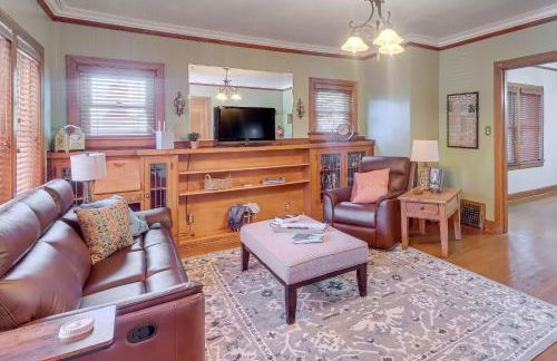 Walk to Main Street Charming Roswell Home! - Foto 4