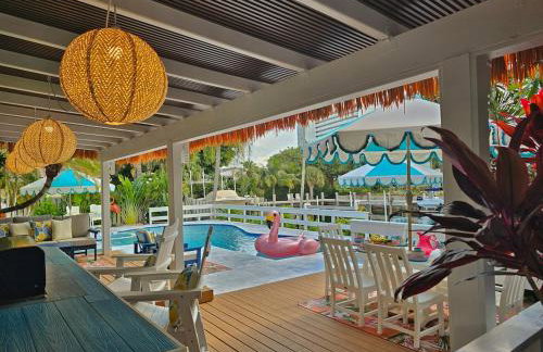 The Bird-2 blocks to beach-Heated Pool-Hot Tub - Foto 12