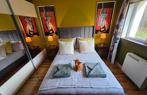 The Mountain Lake - Foto 39