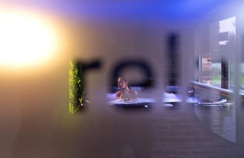 Ostoya Zawory na wyłączność - 2 domki, salka, strefa relaksu, basen zewnętrzny - Foto 14