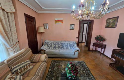 LUR Gijón - Espacioso alojamiento de 3 hab en La Calzada - VUT-7016-AS - Foto 7