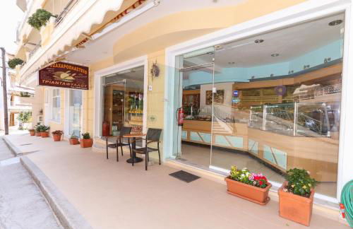 TRIANTAFYLLOY ROOMS - Photo 6