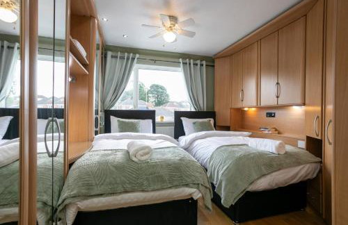 Wickersley House, Rotherham for contractors & Families, free parking, wifi - Foto 29