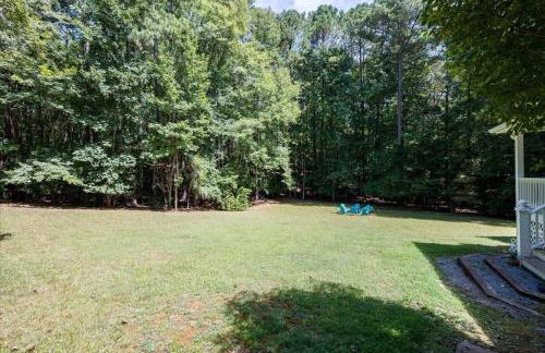 Quiet Retreat - Piano Firepit Peloton - 30 min to RTP - Photo 25