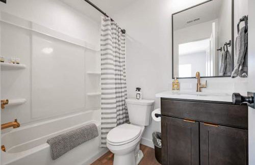 Focus Up at the Mountains Ski Retreat Hot Tub MTN Green - Foto 16