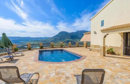 Comfortable Chalet in El Gastor with Private Pool - Foto 14