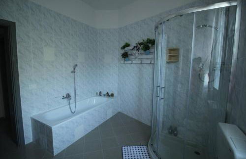 Appartamento All'Ombra del Castello affitto breve - Photo 12