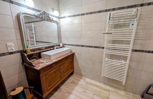 Maison de caractère à Gy avec parking et Wifi - FR-1-583-448 - Foto 9