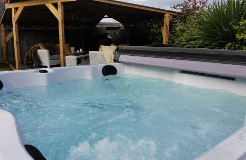 Pheasants Retreat with Hot Tub and Fire Pit - Foto 3