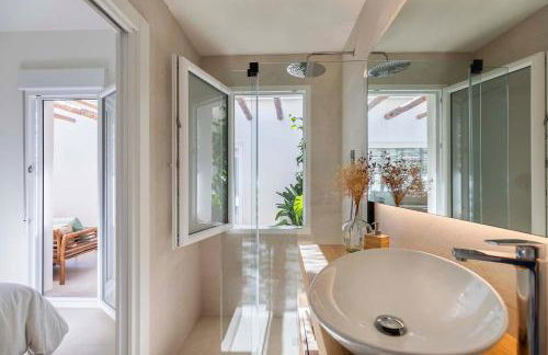 Agradable casa con patio interior. - Foto 10