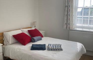 Camellia Corner - Photo 4