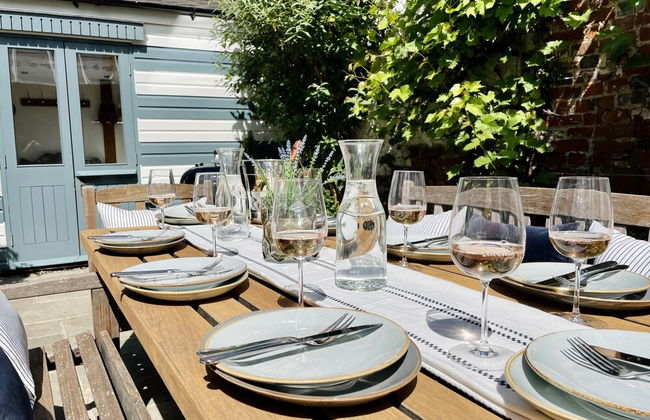 Dolls House - Luxury Townhouse - From 400 Per Night - Photo 29