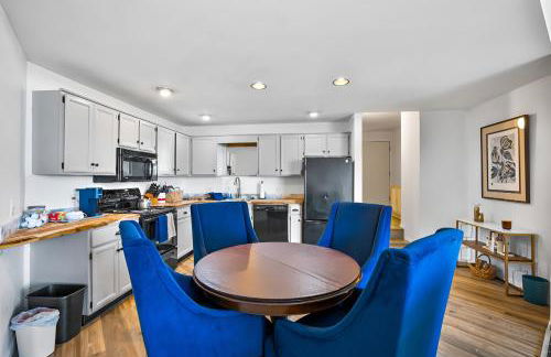 Ground Floor front 2 bed condo at Jacobs Landing - Foto 14