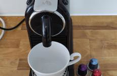 Eleonoras Ferienwohnung in Würzburg Stadt mit Terrasse im Erdgeschoss inklusive eigenen Parkplätzen vor der Tür - Foto 3