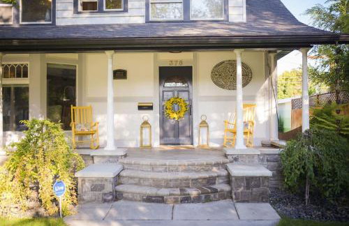 Historic and Charming Birch House - Foto 1